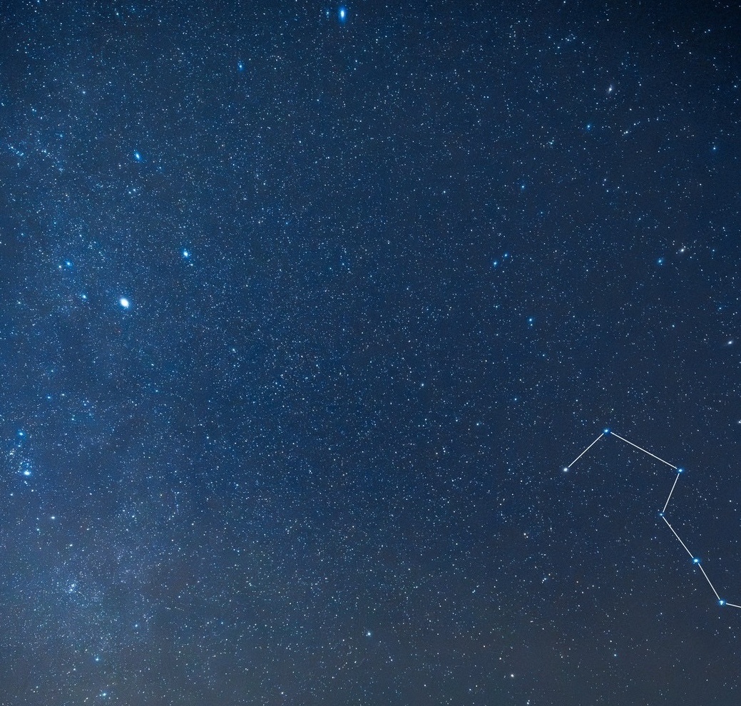 【 １７９６ 】  古宇利島で（夜空）を見上げながら
