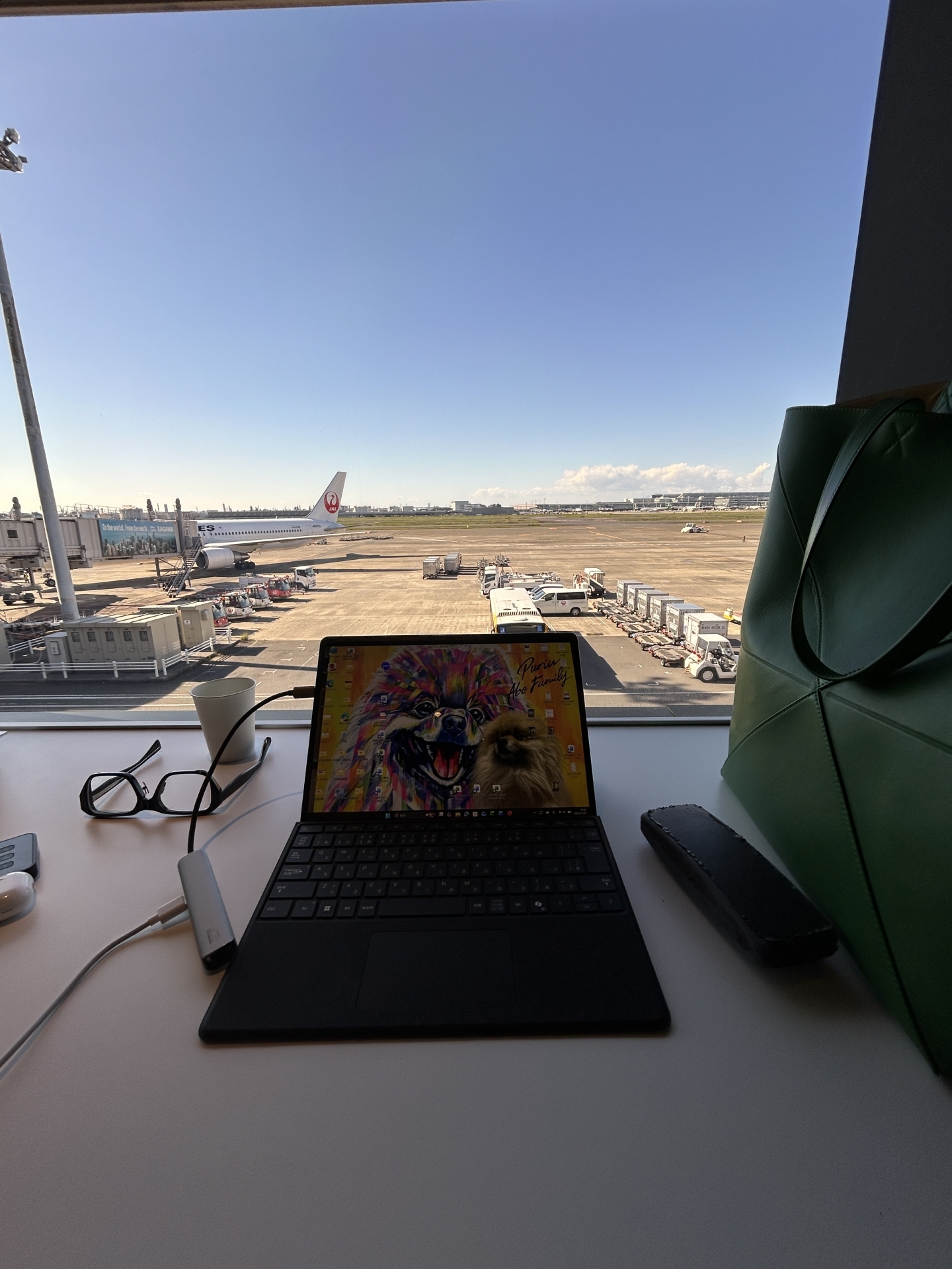 【 ２０４７ 】  空港のドキドキ感が好きです