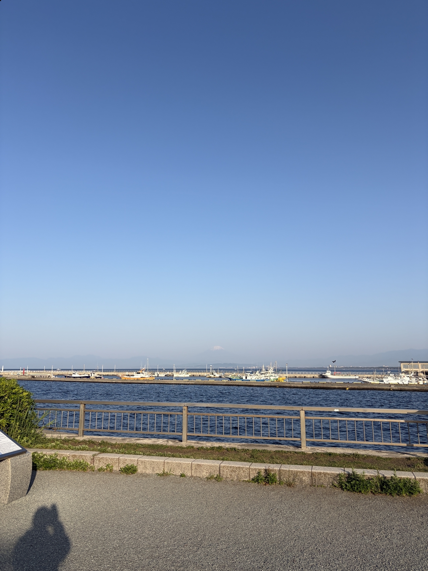 【 ２２４５ 】　江の島は夏模様・・・暑い